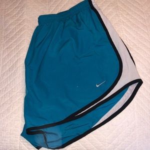 Nike running short